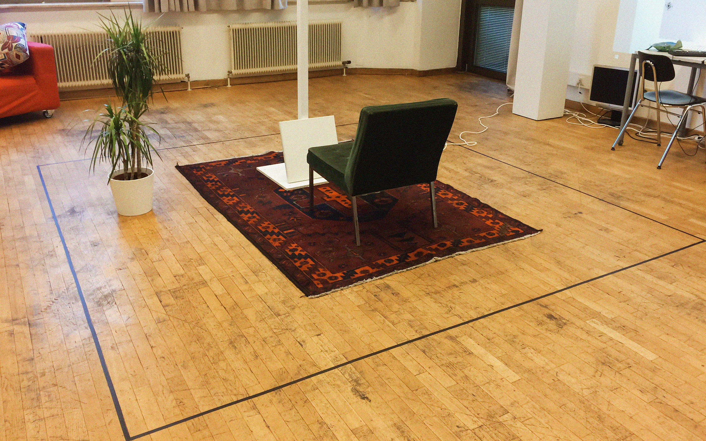 Mut zur Weißfläche - Installation